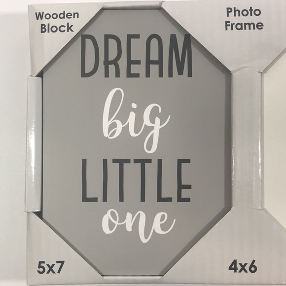 Wooden blocks and picture frame - Dream Big Little One - Picture 2 of 6